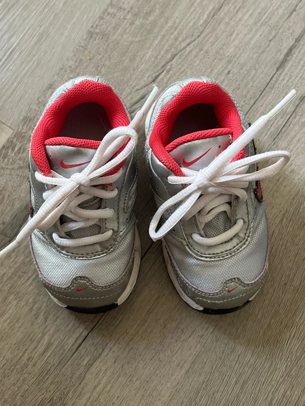Nike Toddler Silver and Pink Retro Sneakers size 5